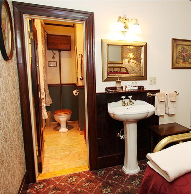 The National Hotel Джеймстаун Стая снимка
