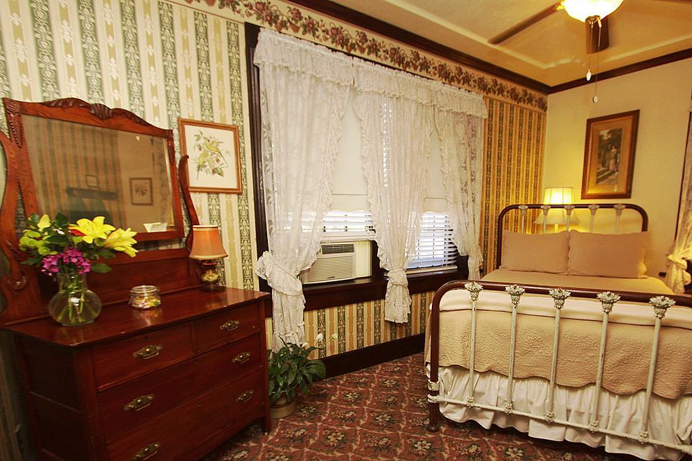 The National Hotel Джеймстаун Стая снимка